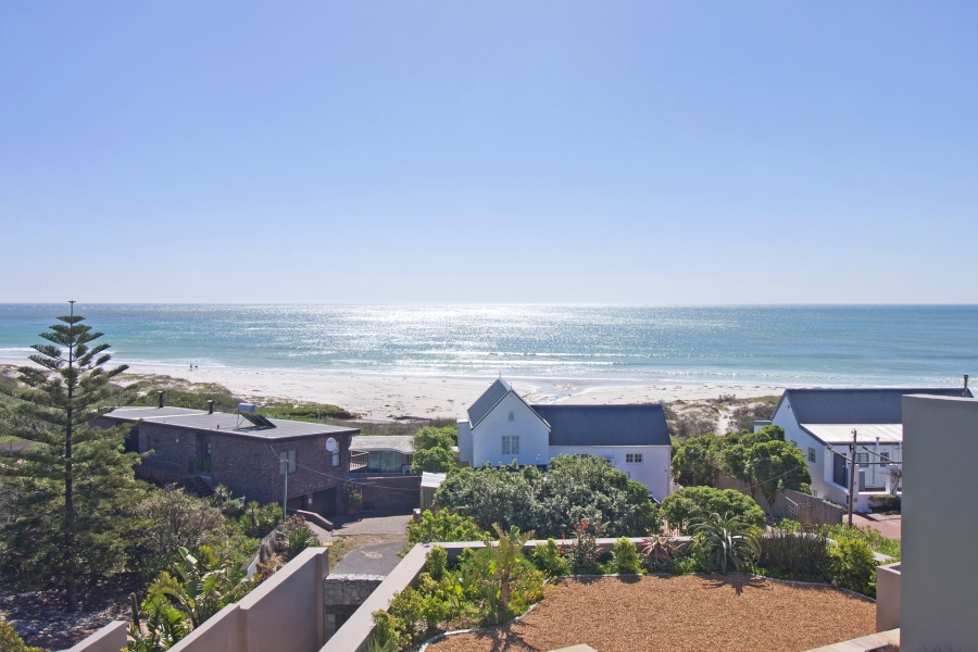 4 Bedroom Property for Sale in Kommetjie Western Cape